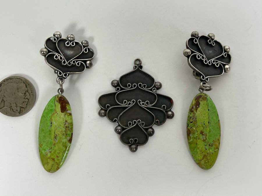 Vintage Sterling Silver Pendant And Pair Of Sterling Silver Turquoise Clip-On Earrings 26.5g [Photo 2]