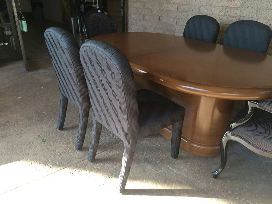 Custom Designer Dining Table with 2 Leaves and 6 Chairs [Photo 7]