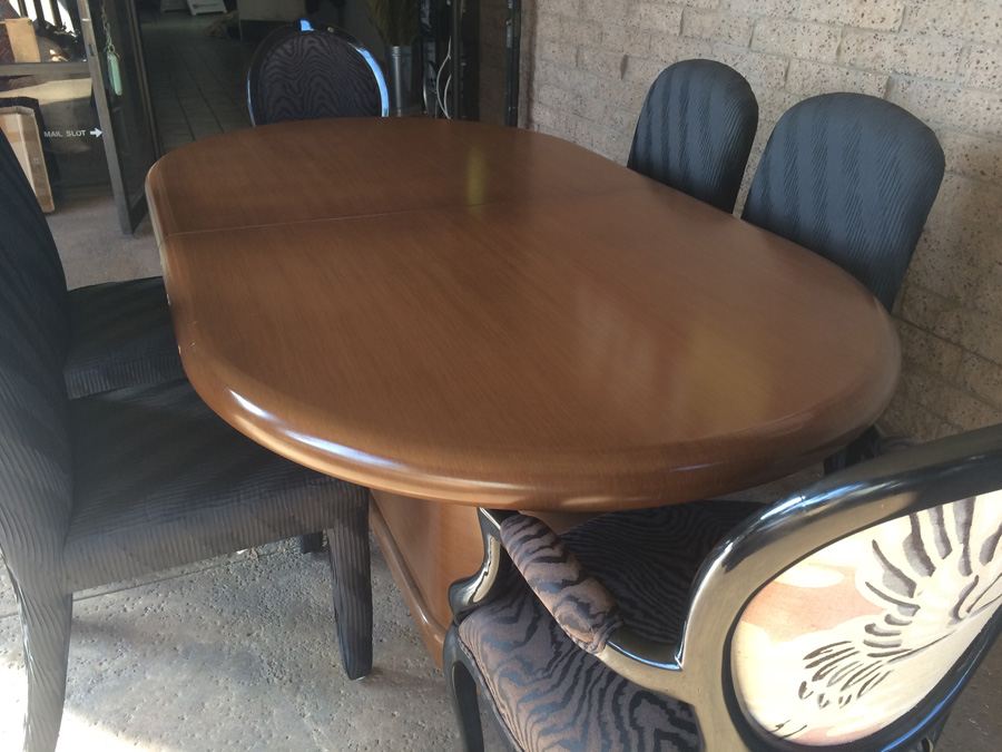 Custom Designer Dining Table with 2 Leaves and 6 Chairs [Photo 5]