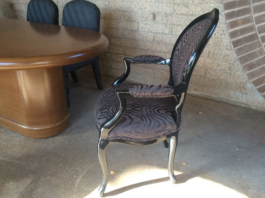 Custom Designer Dining Table with 2 Leaves and 6 Chairs [Photo 16]