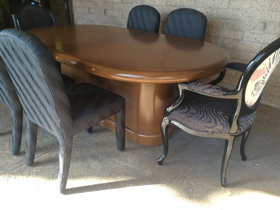 Custom Designer Dining Table with 2 Leaves and 6 Chairs [Photo 6]