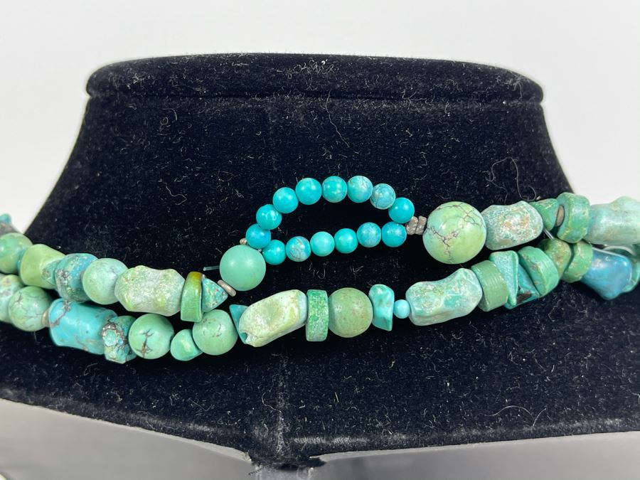 Turquoise Beaded Necklace 60'L [Photo 4]