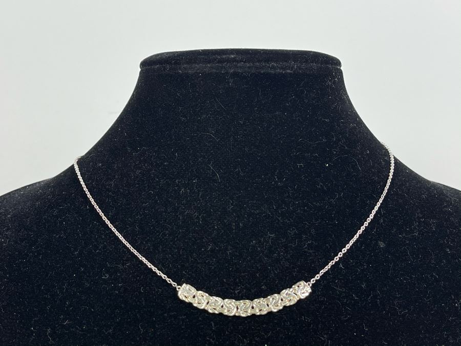 Sterling Silver Pendant 18' Chain Necklace 3.8g [Photo 1]