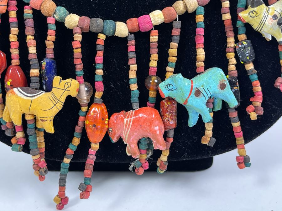Large Ethnic Folk Art Hand Painted Animals 40' Necklace [Photo 10]