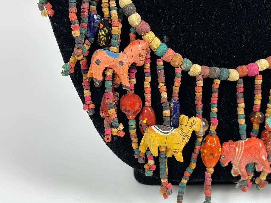 Large Ethnic Folk Art Hand Painted Animals 40' Necklace [Photo 9]