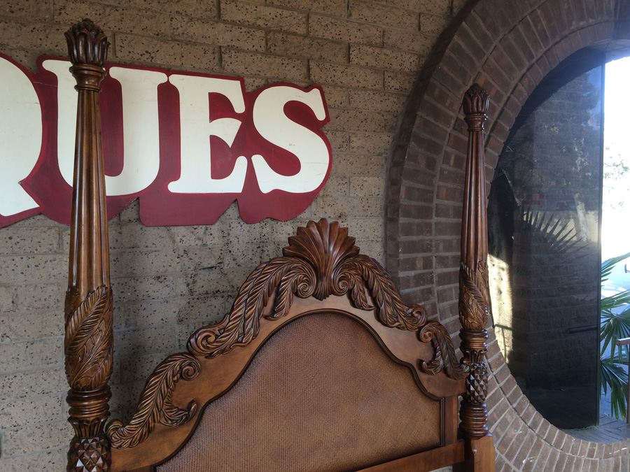 4 Poster Henredon Queen Size Carved Wood Bed [Photo 6]