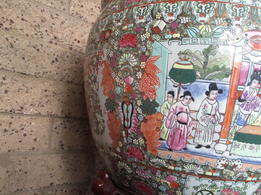 Vintage Chinese Fish Bowl Or Jardiniere [Photo 10]