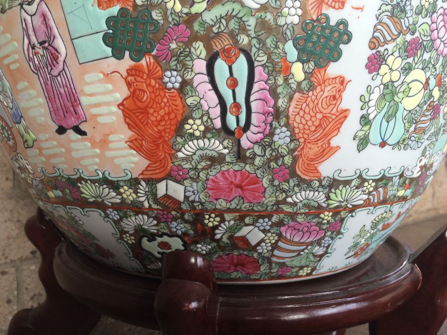 Vintage Chinese Fish Bowl Or Jardiniere [Photo 16]