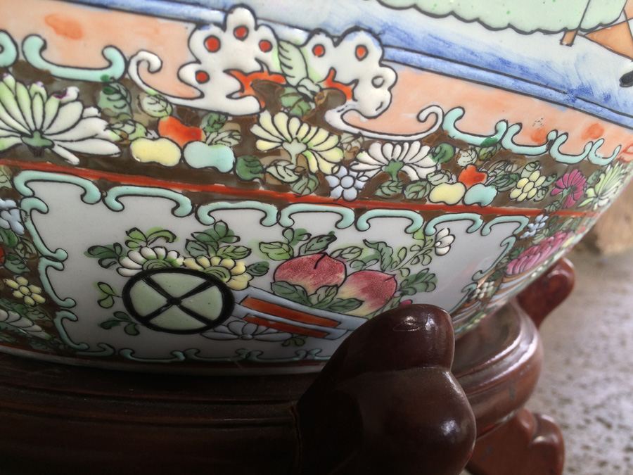 Vintage Chinese Fish Bowl Or Jardiniere [Photo 7]