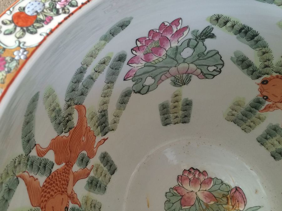 Vintage Chinese Fish Bowl Or Jardiniere [Photo 31]