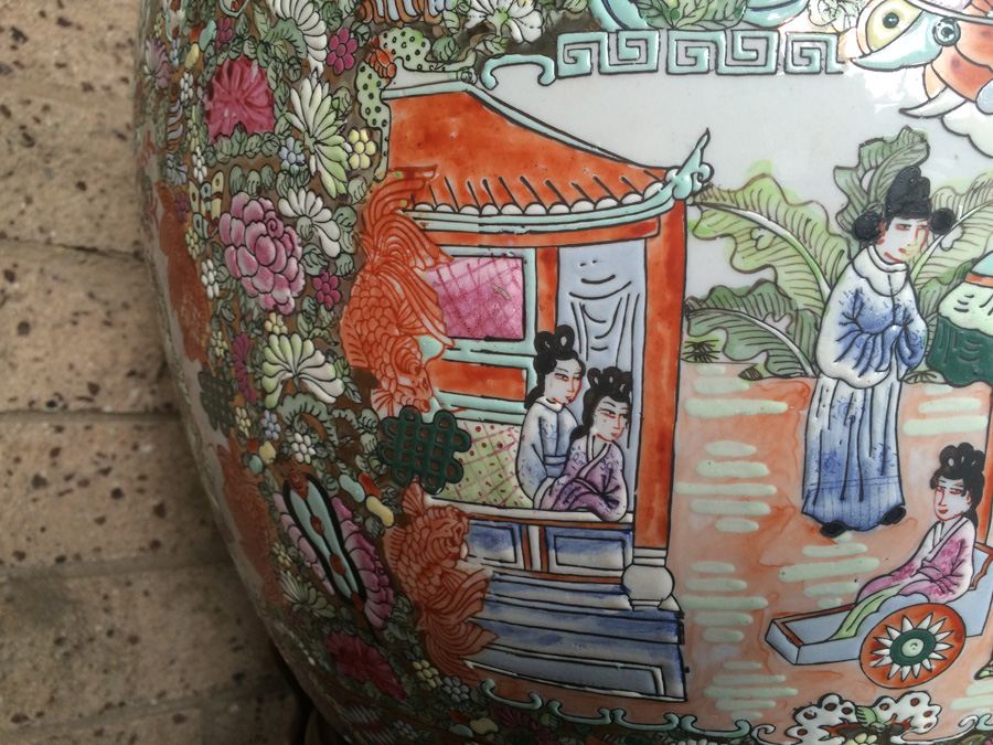 Vintage Chinese Fish Bowl Or Jardiniere [Photo 19]