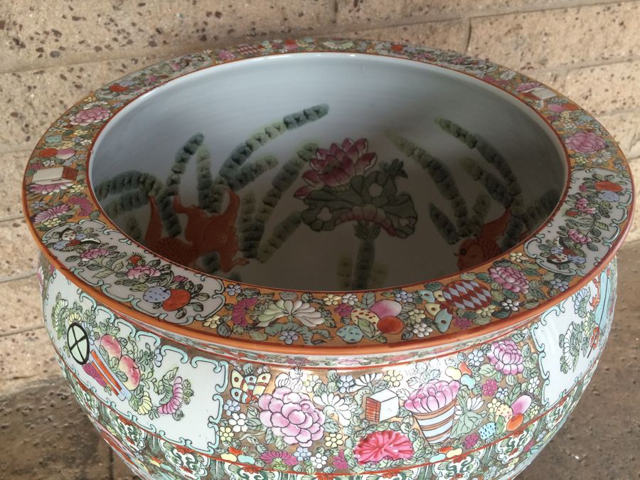 Vintage Chinese Fish Bowl Or Jardiniere [Photo 26]