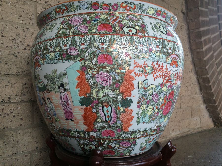 Vintage Chinese Fish Bowl Or Jardiniere [Photo 14]