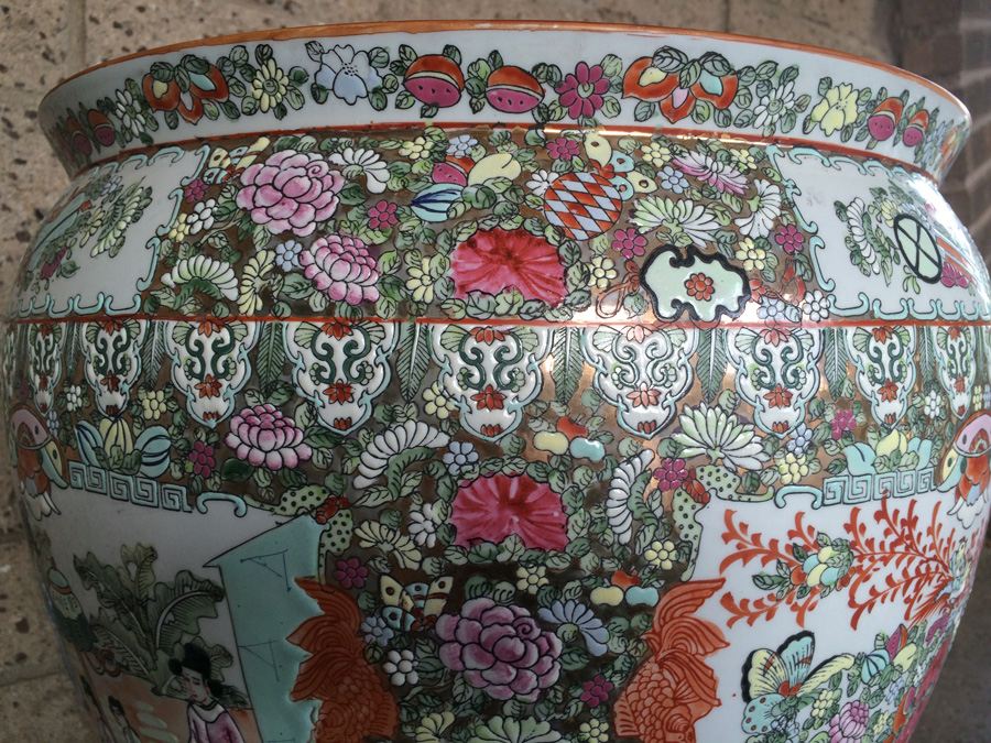 Vintage Chinese Fish Bowl Or Jardiniere [Photo 15]