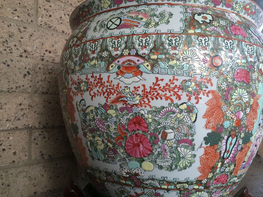 Vintage Chinese Fish Bowl Or Jardiniere [Photo 13]