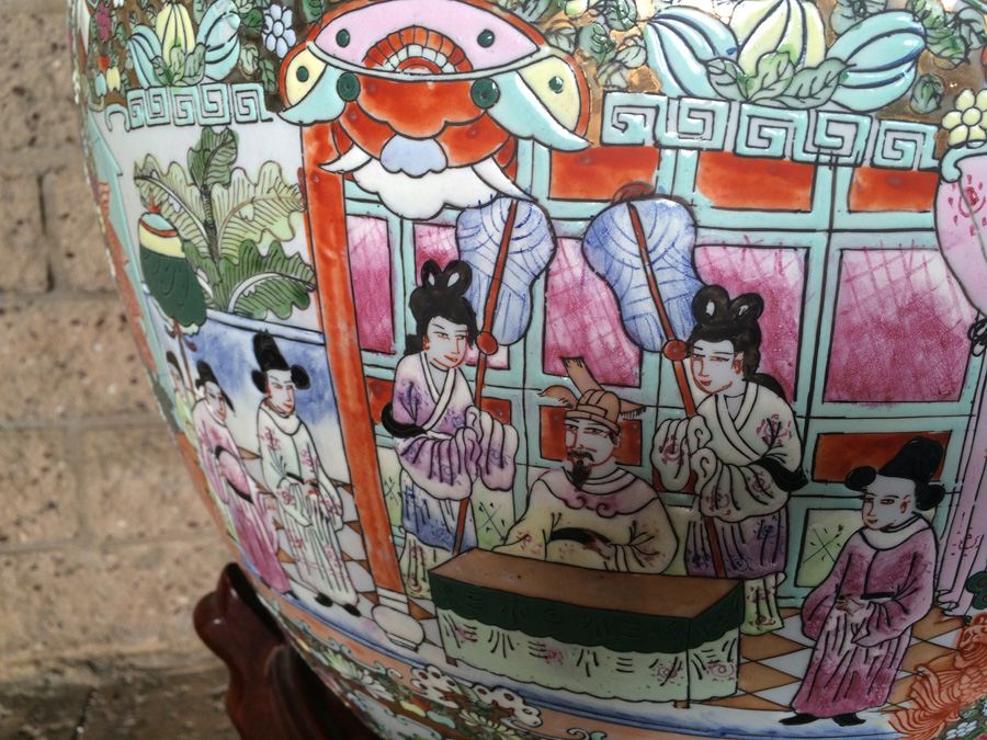 Vintage Chinese Fish Bowl Or Jardiniere [Photo 5]