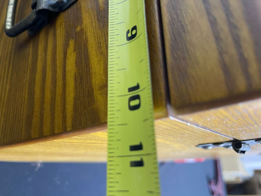 Thomas Museum Series Wooden Toolbox Jewelry Box Art Supply Box With Paints - See Photos 23W X 10D X 14.5H [Photo 17]