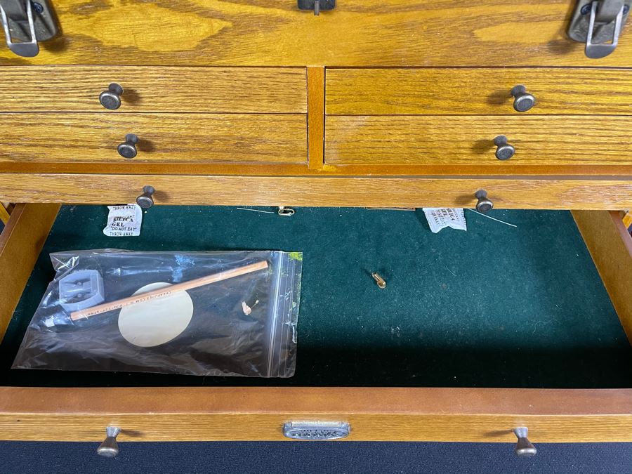 Thomas Museum Series Wooden Toolbox Jewelry Box Art Supply Box With Paints - See Photos 23W X 10D X 14.5H [Photo 11]