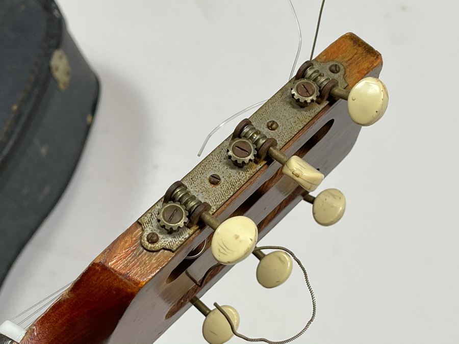 Vintage SEARS Silvertone Classic Guitar Nylon Strings With Case And Pair Of Learn Guitar Books [Photo 10]