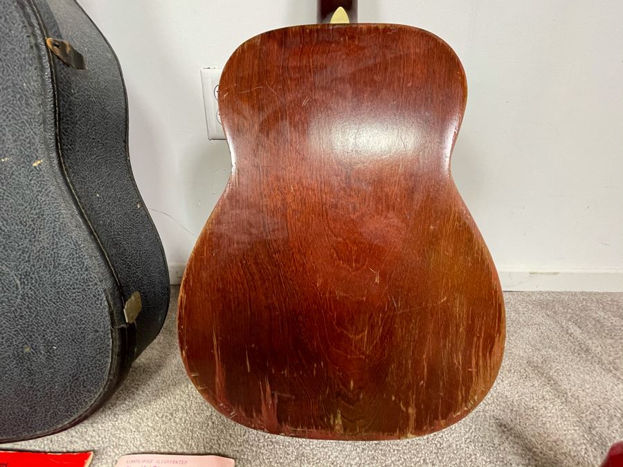 Vintage SEARS Silvertone Classic Guitar Nylon Strings With Case And Pair Of Learn Guitar Books [Photo 18]