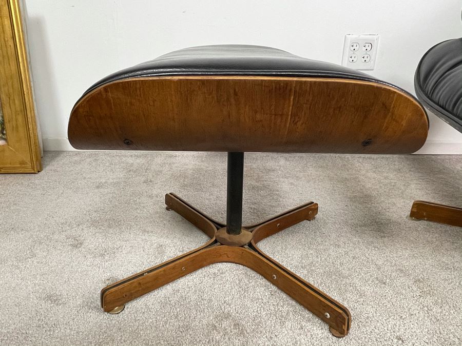 George Mulhauser Mid-Century Modern Mr. Chair Armchair And Ottoman For Plycraft [Photo 18]