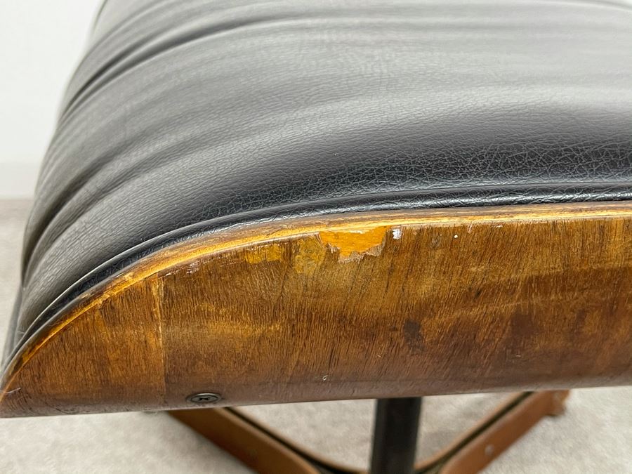 George Mulhauser Mid-Century Modern Mr. Chair Armchair And Ottoman For Plycraft [Photo 16]