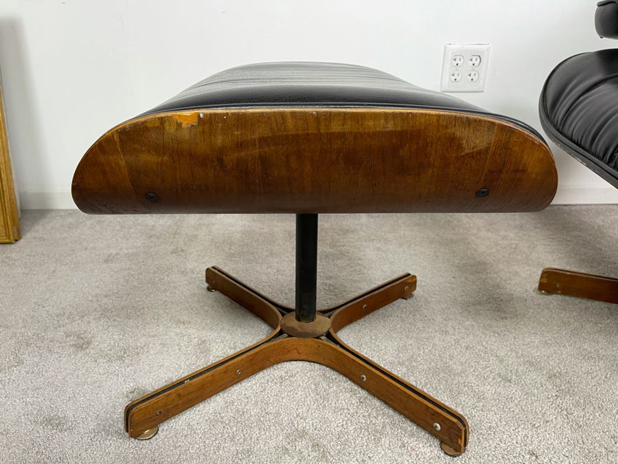 George Mulhauser Mid-Century Modern Mr. Chair Armchair And Ottoman For Plycraft [Photo 14]