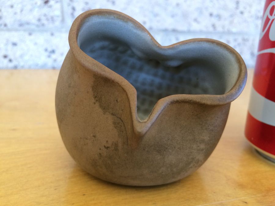 Robert Maxwell Signature Animal Mid-Century California Pottery 1966 [Photo 6]