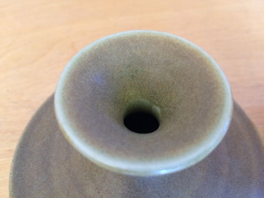 Mid-Century Pottery Vase [Photo 7]