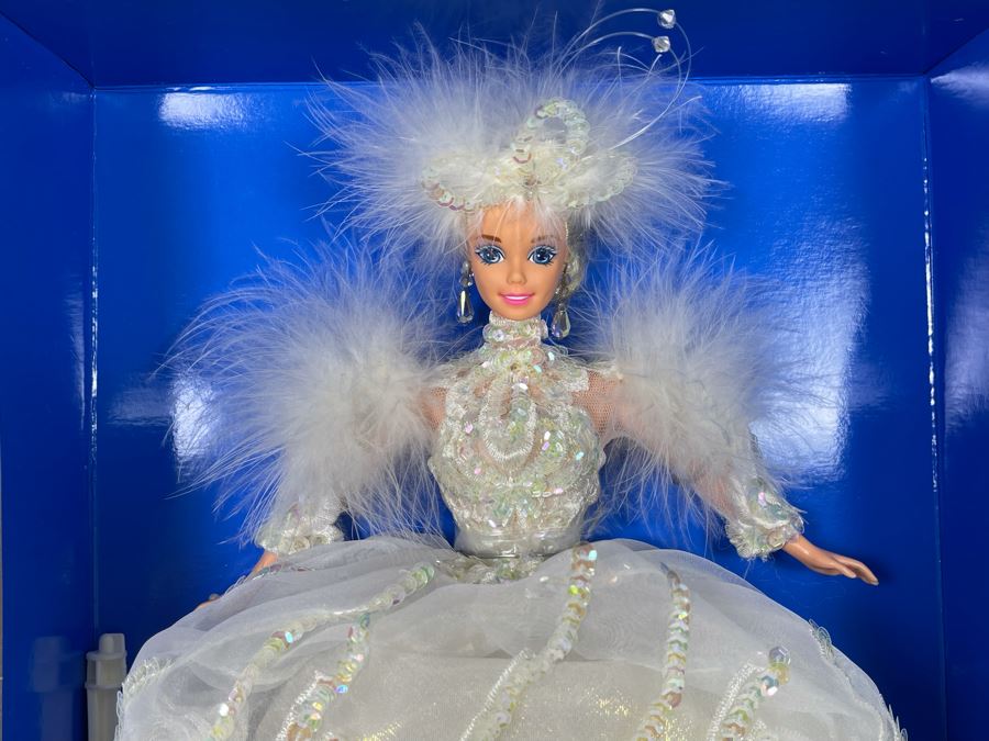 Snow Princess Barbie Enchanted Seasons Collections Winter Edition First In Series New In Box Mattel 1994 [Photo 9]