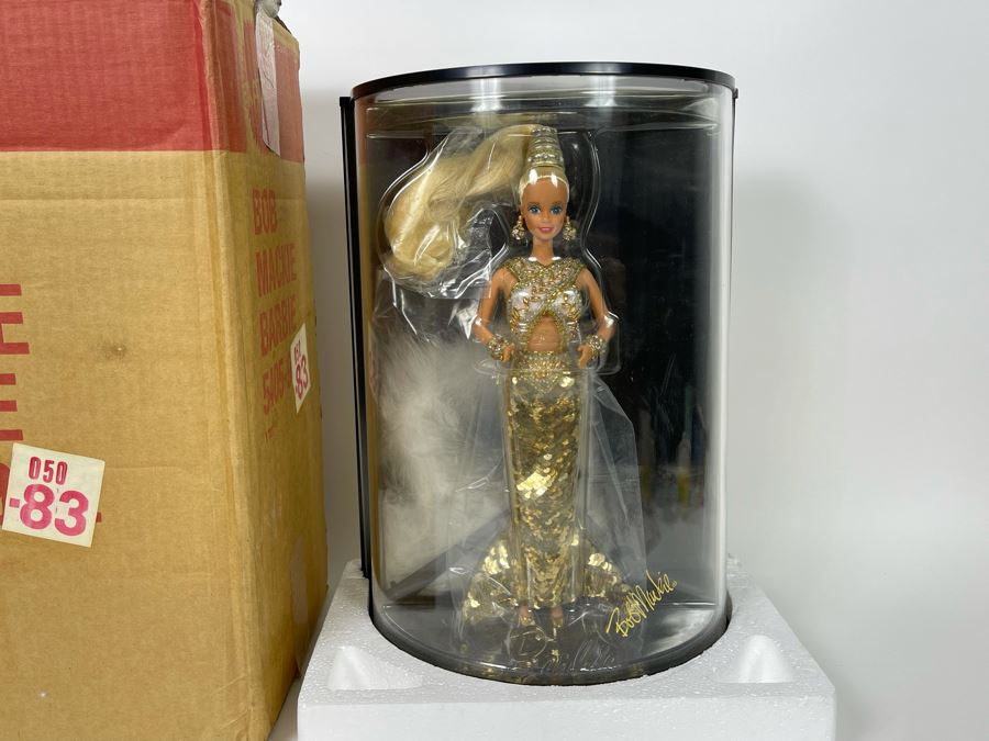 Gold Barbie Doll By Bob Mackie First In The Bob Mackie Barbie Collection With Box Mattel 1990 [Photo 3]