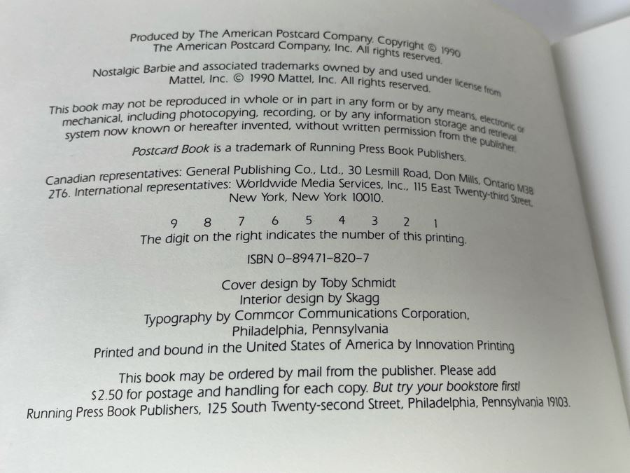 Nostalgic Barbie Postcard Book With 30 Postcards [Photo 4]