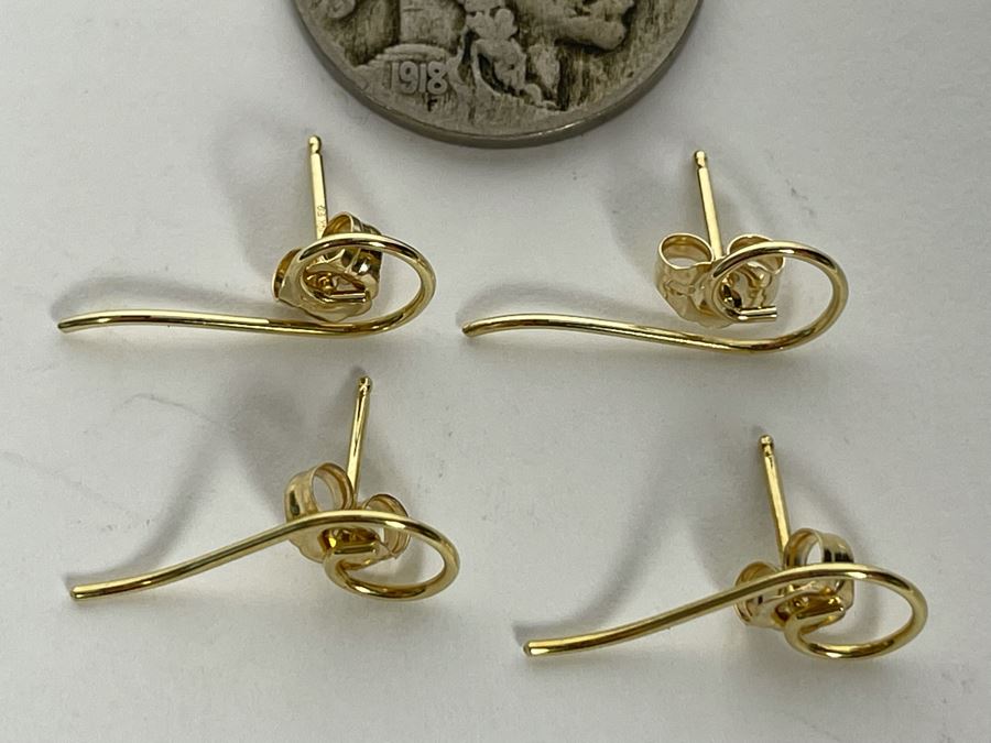 Two Pairs Of 14K Gold Earrings 1.4g [Photo 6]