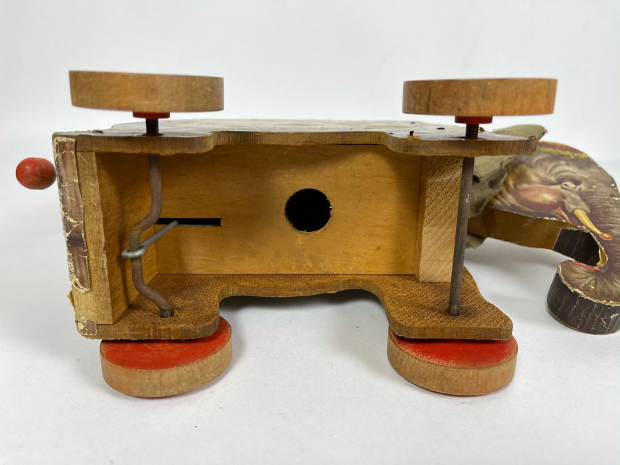 Vintage Fisher Price Toys Musical Elephant Pull Toy 145 12W X 4.5D X 7.5H [Photo 12]