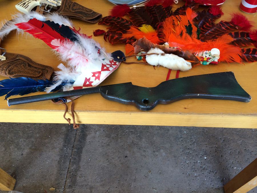 Cowboys and Indians Toy Lot [Photo 11]