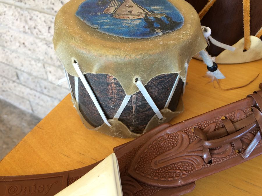 Cowboys and Indians Toy Lot [Photo 4]