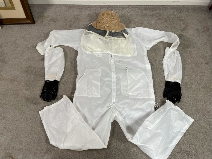 Full Beekeeper Suit [Photo 2]