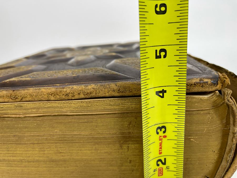 Beautiful Antique Leather Bible Embossed Cover With Gilt Hightlights Published By P. Gallagher Philadelphia, PA 12 X 10 X 4 (Front And Back Covers Are Not Attached) [Photo 36]