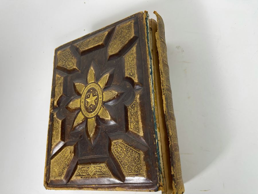 Beautiful Antique Leather Bible Embossed Cover With Gilt Hightlights Published By P. Gallagher Philadelphia, PA 12 X 10 X 4 (Front And Back Covers Are Not Attached) [Photo 33]