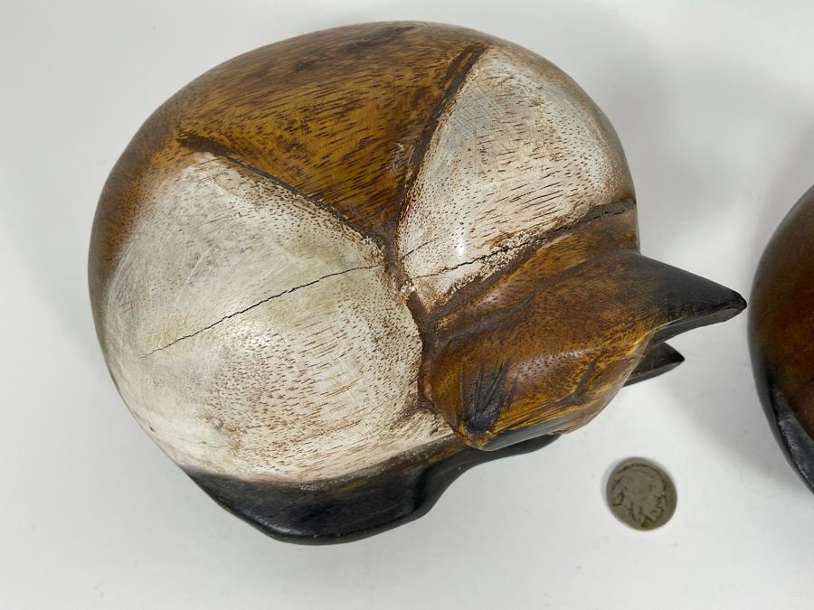 Pair Of Carved Wooden Sleeping Cats (One Is Signed Kato) [Photo 4]