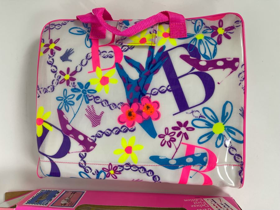 Barbie Trading Cards Deluxe First Edition With Opened Box With Over 300 Trading Cards And Fashion Portfolio Display Binder Mattel 1990 [Photo 7]