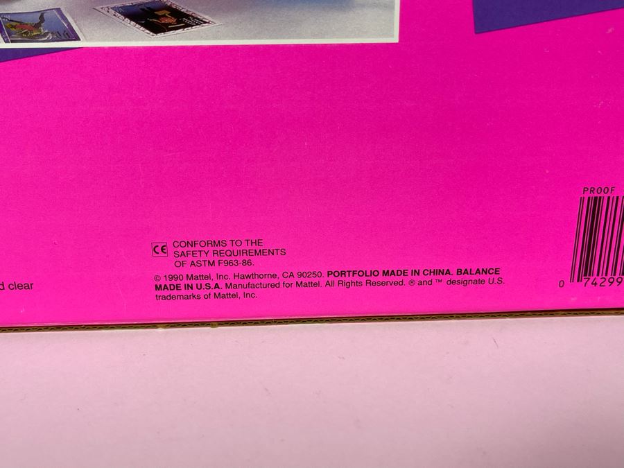 Barbie Trading Cards Deluxe First Edition With Opened Box With Over 300 Trading Cards And Fashion Portfolio Display Binder Mattel 1990 [Photo 5]