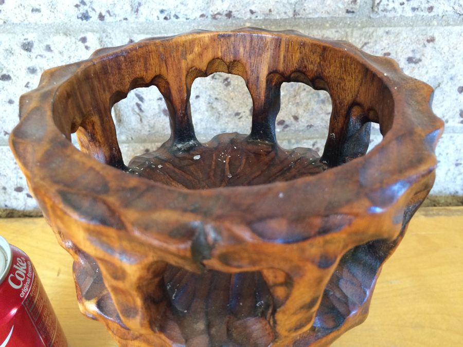 Unique Wood Carved Candle Holder with DeGrazia Candle [Photo 3]