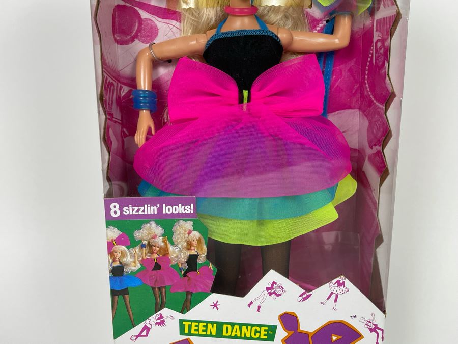Barbie Jazzie Teen Dance Cool Teen Cousin Of Barbie Doll New In Box Mattel 1988 [Photo 3]