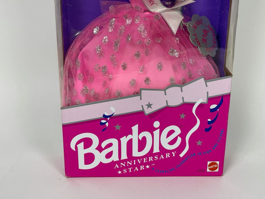 Barbie Wall-Mart 30 Year Anniversary Star New In Box Doll Mattel 1992 [Photo 3]