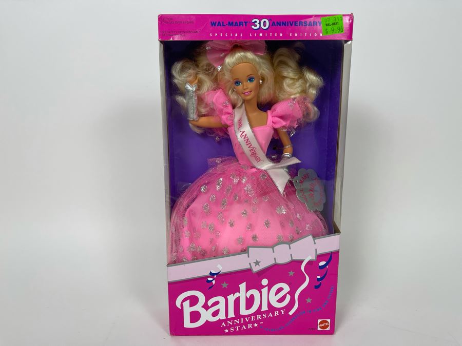 Barbie Wall-Mart 30 Year Anniversary Star New In Box Doll Mattel 1992 [Photo 1]