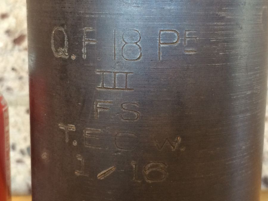 Heavy Used Artillary Shell [Photo 2]