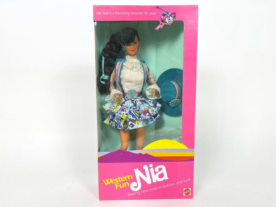 Western Fun Nia Barbie New In Box Doll Mattel 1989 [Photo 1]
