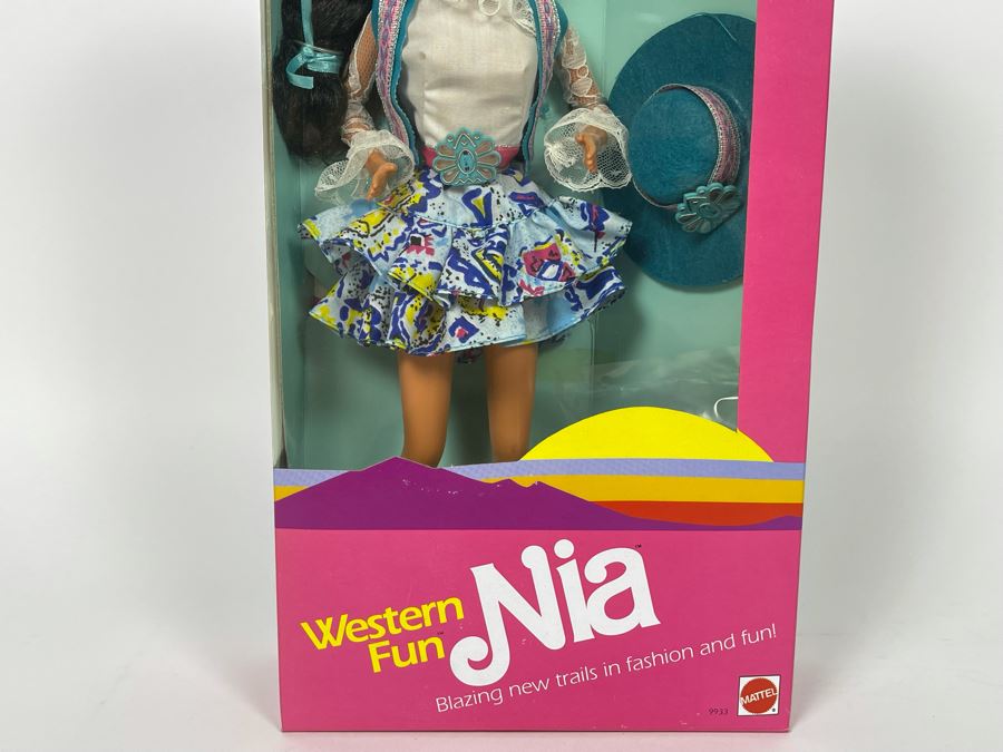 Western Fun Nia Barbie New In Box Doll Mattel 1989 [Photo 4]
