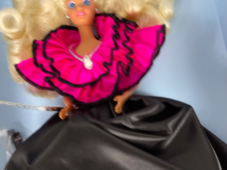 Special Limited Edition FAO Schwarz Night Sensation Barbie Doll New In Box Mattel 1991 [Photo 9]